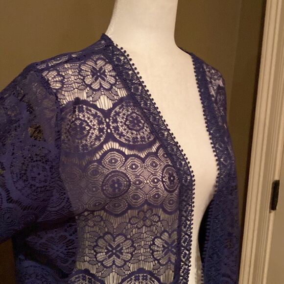 Signature Studio Navy Kimono - Picture 4 of 11